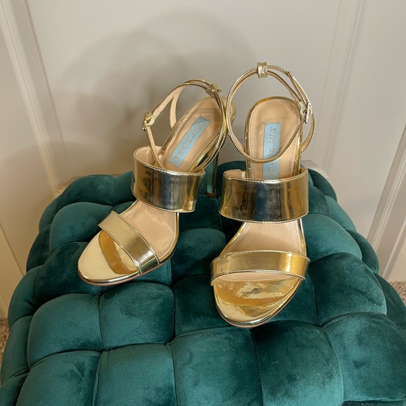 BETSEY JOHNSON JENNA Gold Foil Sling Back Sz 6 - Picture 5 of 8